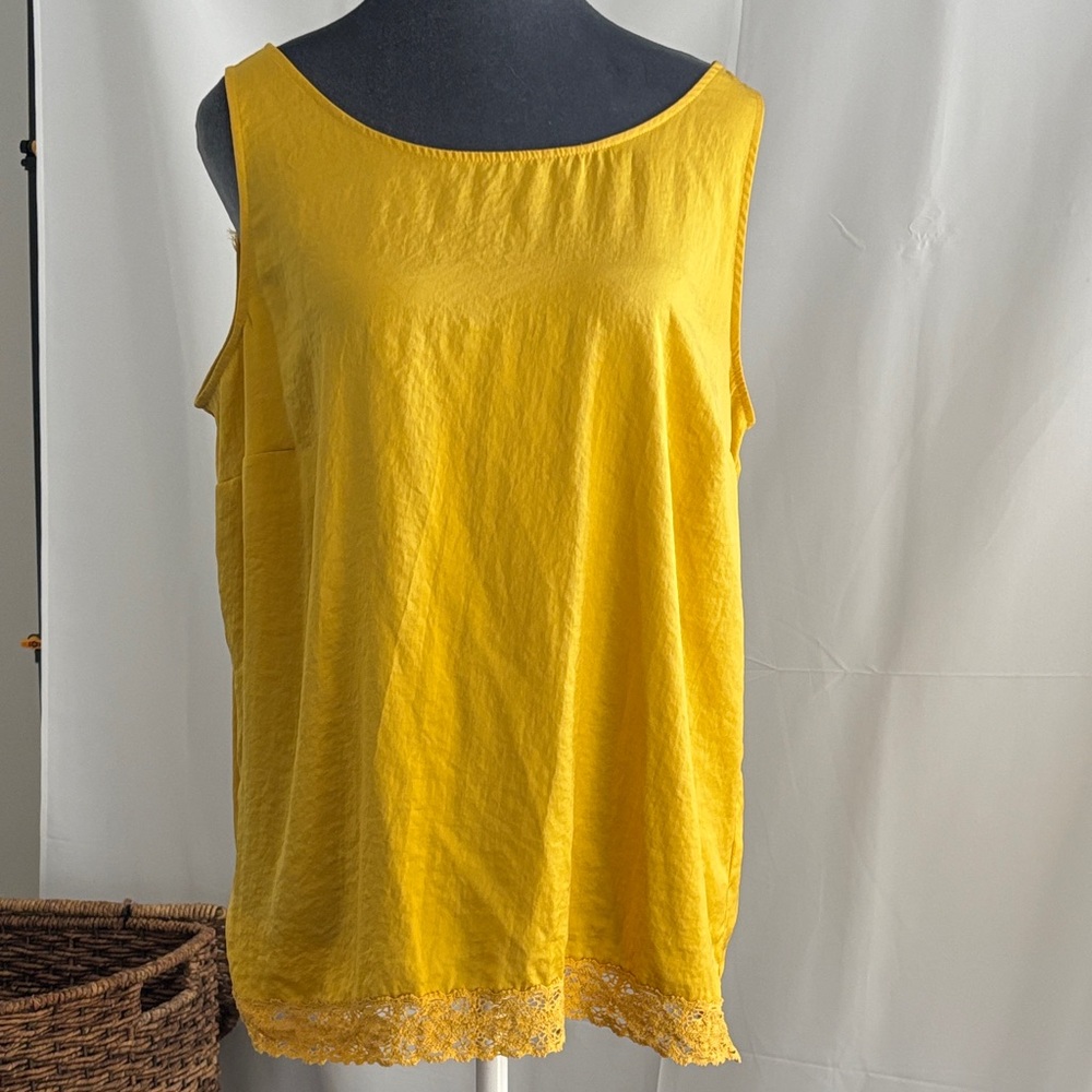 Chico's size 2 Vibrant Yellow Tank Top with Lace Detail